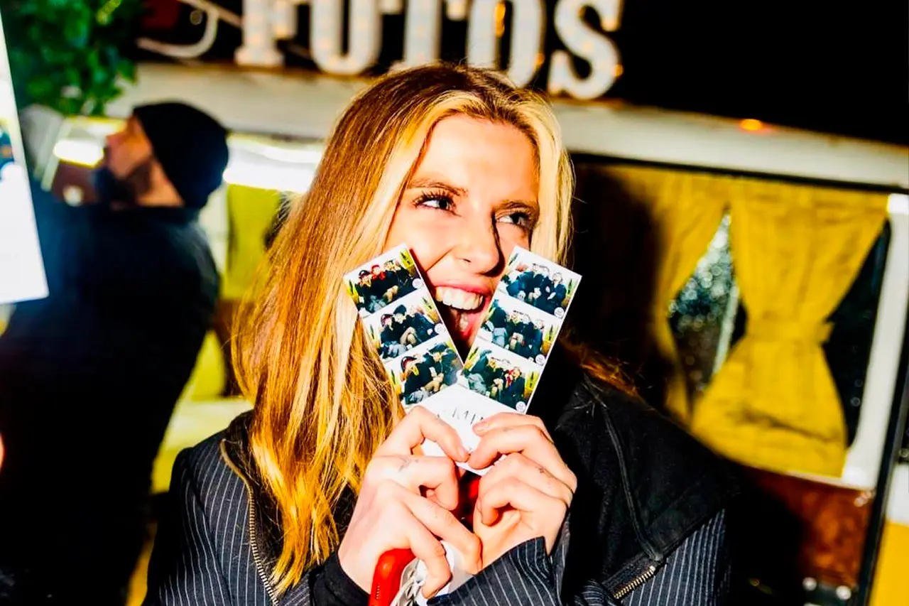 8ec64cad-dd69-4abd-8cc2-1ccf9e5928f7sss